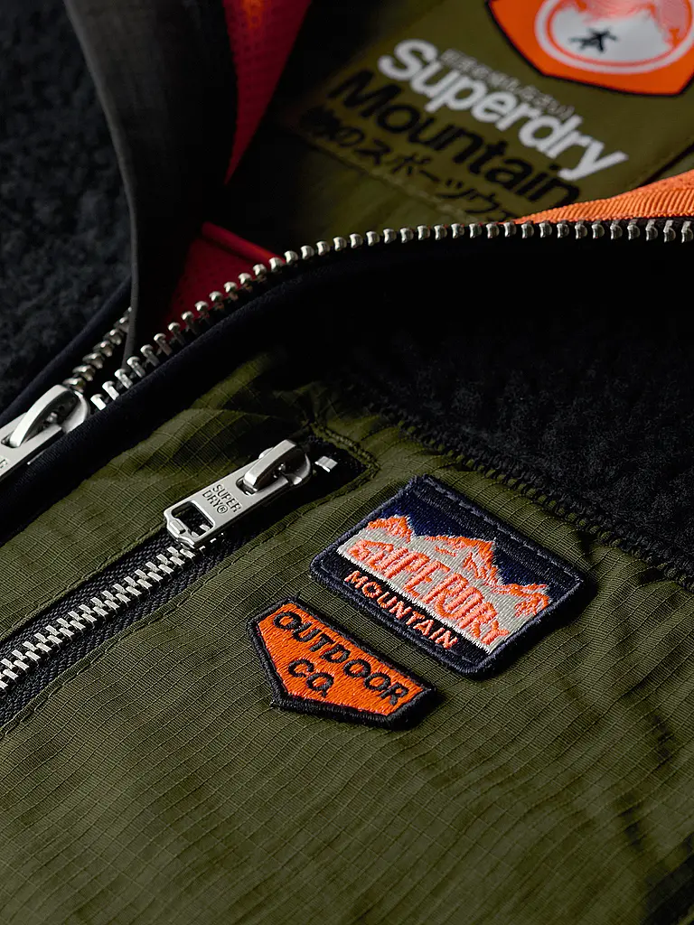 SUPERDRY | Gilet | schwarz