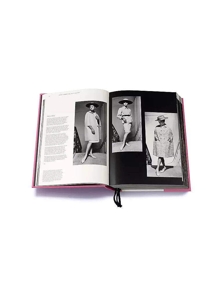 Thames & Hudson - Yves Saint Laurent Catwalk - Books