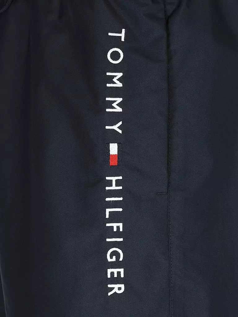 TOMMY HILFIGER | Badeshorts | grün