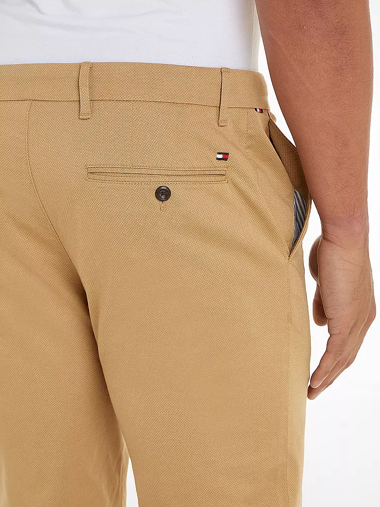 TOMMY HILFIGER | Chino Straight Fit DENTON | hellbraun