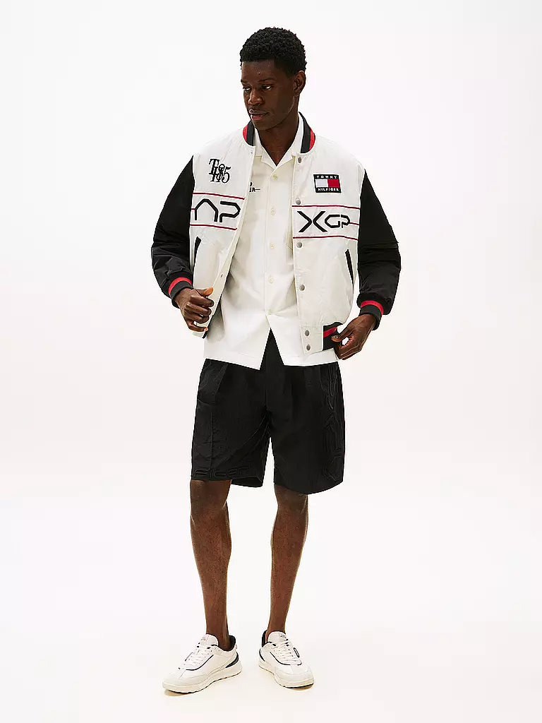 TOMMY HILFIGER | Shorts F1 MOVIE | schwarz