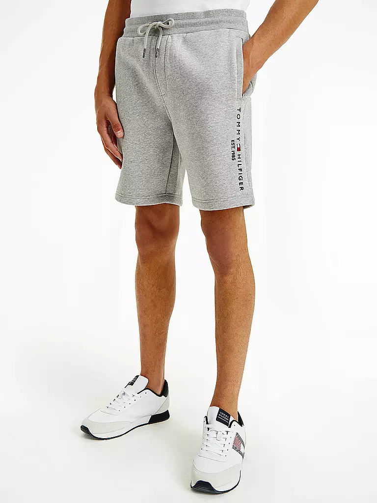 TOMMY HILFIGER | Sweatshorts | grau