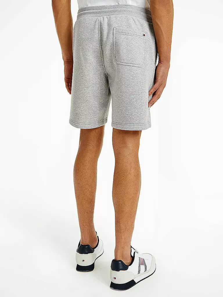 TOMMY HILFIGER | Sweatshorts | grau