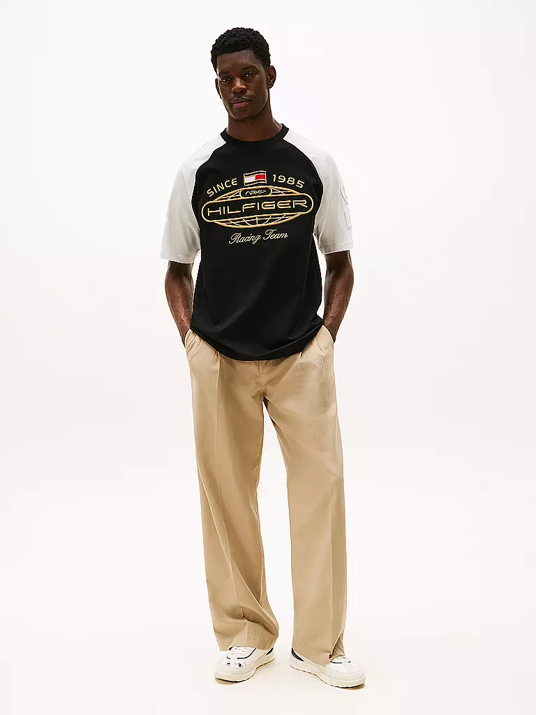 TOMMY HILFIGER | T-Shirt  | schwarz