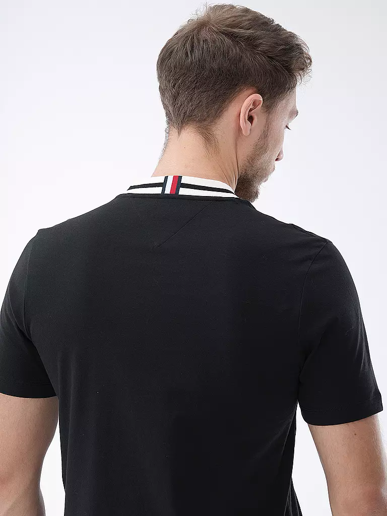 TOMMY HILFIGER | T-Shirt | schwarz