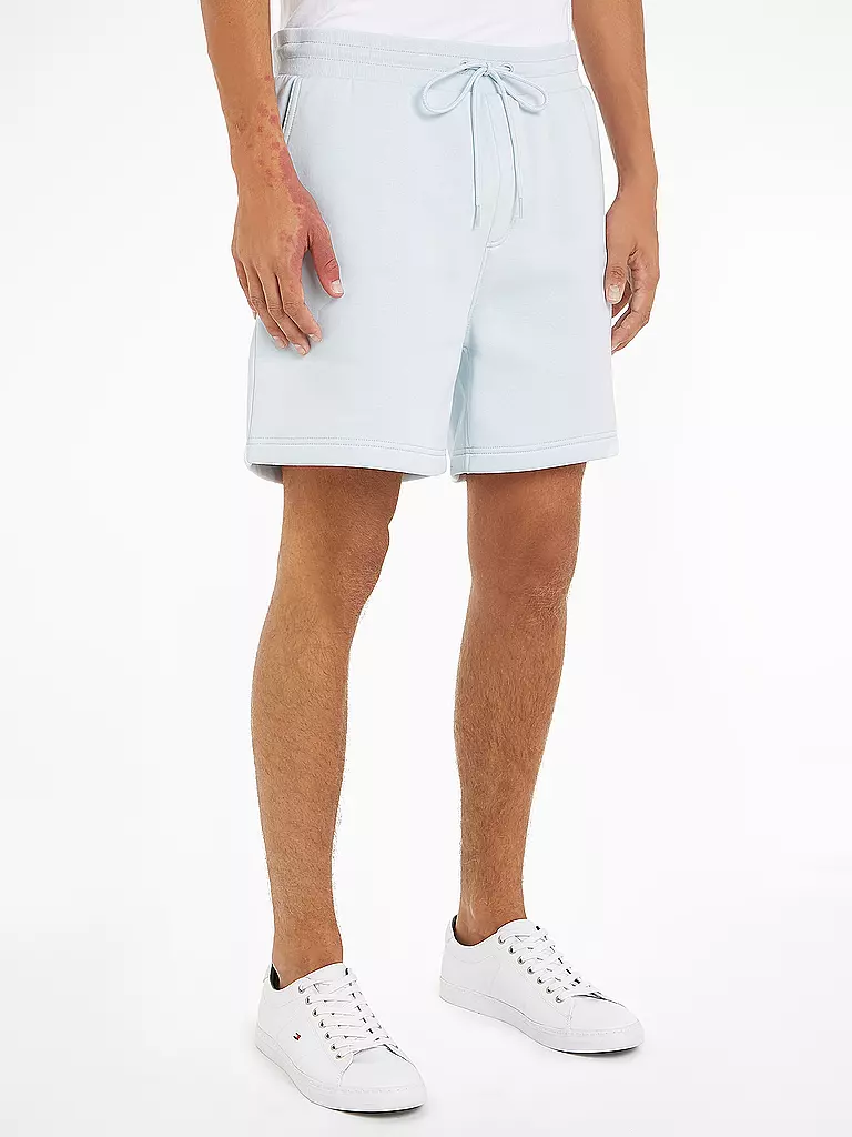 TOMMY JEANS | Shorts | grün