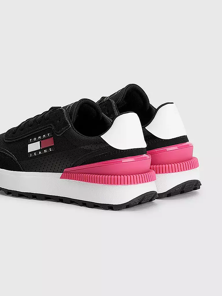 TOMMY JEANS | Sneaker TECH-RUNNER | schwarz