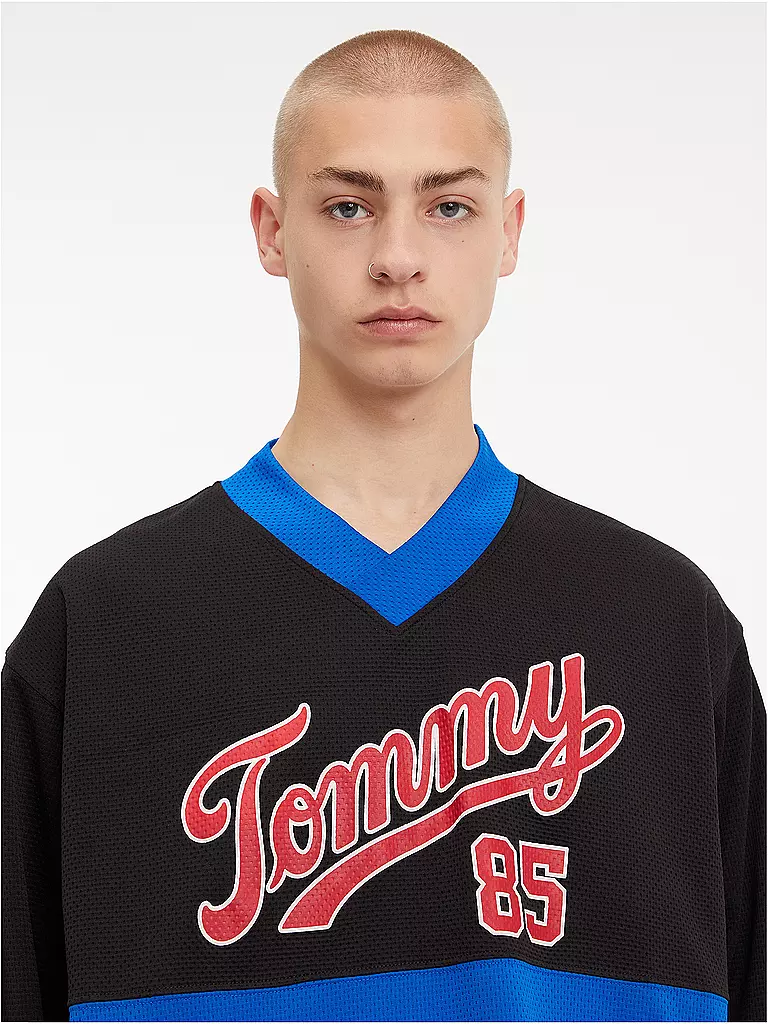 TOMMY JEANS | Sweatshirt  | schwarz