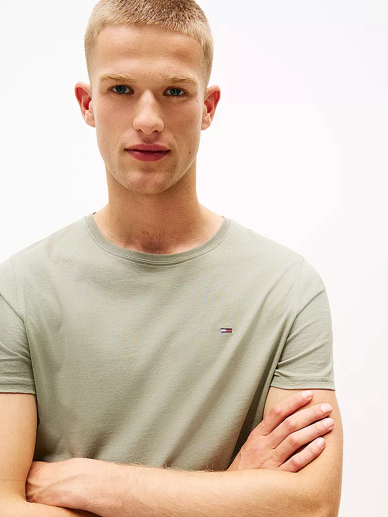TOMMY JEANS | T-Shirt Slim Fit | olive