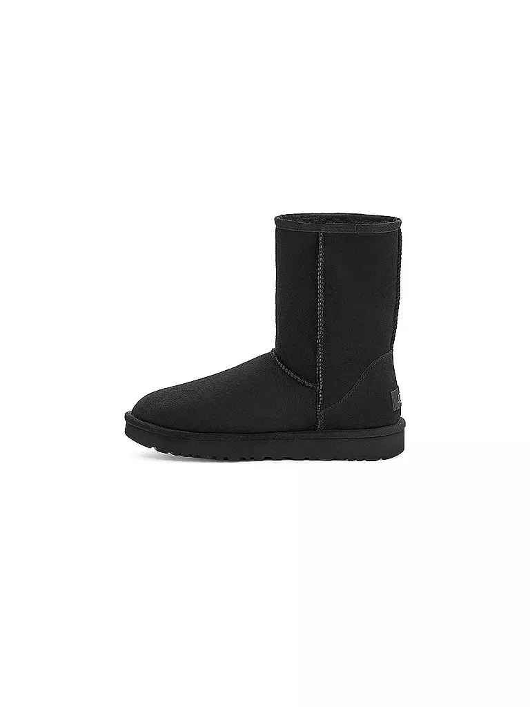 UGG | Boots Classic Short | schwarz