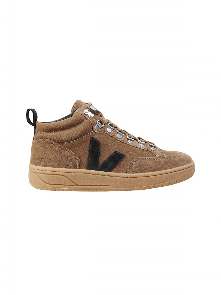 veja brown trainers