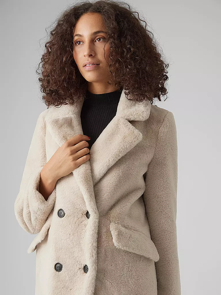 VERO MODA | Mantel in Felloptik VMSONJAELLY | schwarz