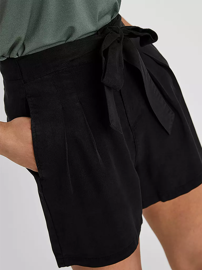 VERO MODA | Shorts Loose Fit VMMIA | schwarz