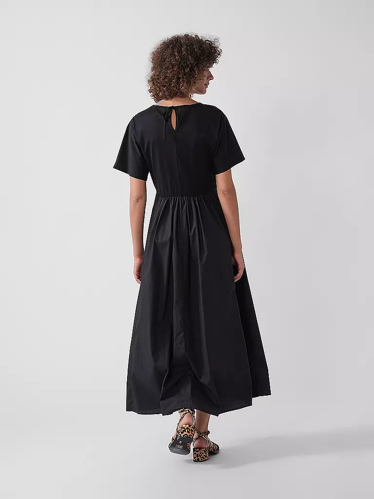 WEEKEND MAX MARA | Midikleid BRONZO | schwarz