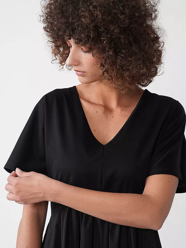 WEEKEND MAX MARA | Midikleid BRONZO | schwarz