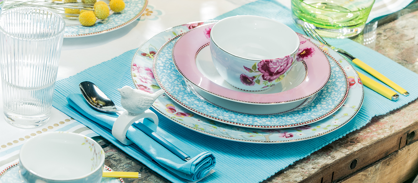 Essen & Trinken – K&Ö HOME Auch im Kreis der Familie schmeckt das Essen am liebevoll dekorierten Tisch noch besser