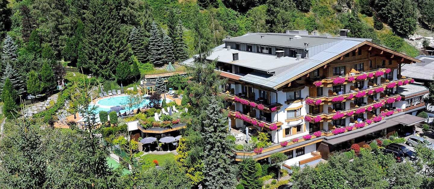 Gartenhotel Theresia****S – Hotelanlage 10 % Ermäßigung auf alle Pauschalangebote für PlusCard Kunden - Gartenhotel Theresia****S