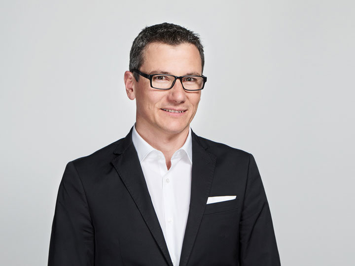 bernhard_hofer_hg_grau bernhard_hofer_hg_grau