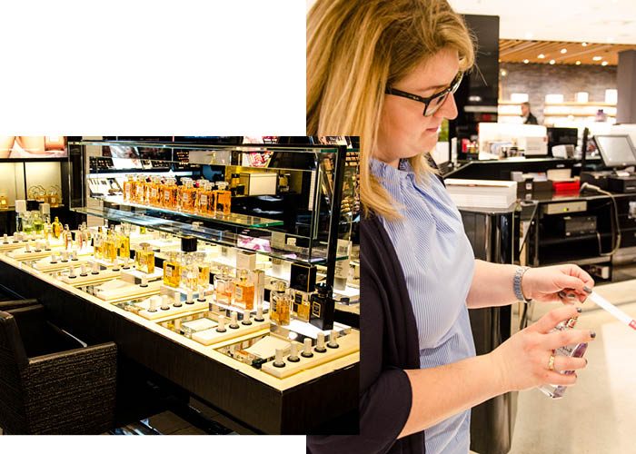 Herrenparfuem Mit 18 Düften um die Welt. Welche Parfums zu welcher Urlaubsdestination passen – und warum finden Sie ab Seite 61 im aktuellen Beauty Magazin.