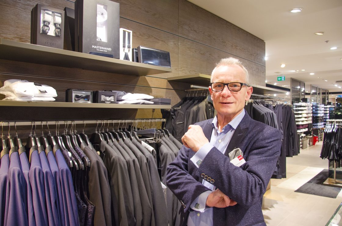 Alfred01_OB19 Alfred, der Spezialisten für Herren-Abendmode bei K&Ö
