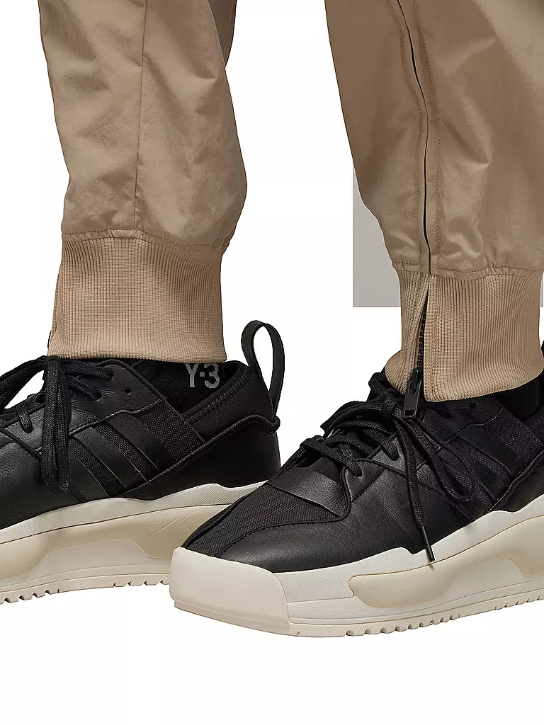 Y-3 | Chino | beige