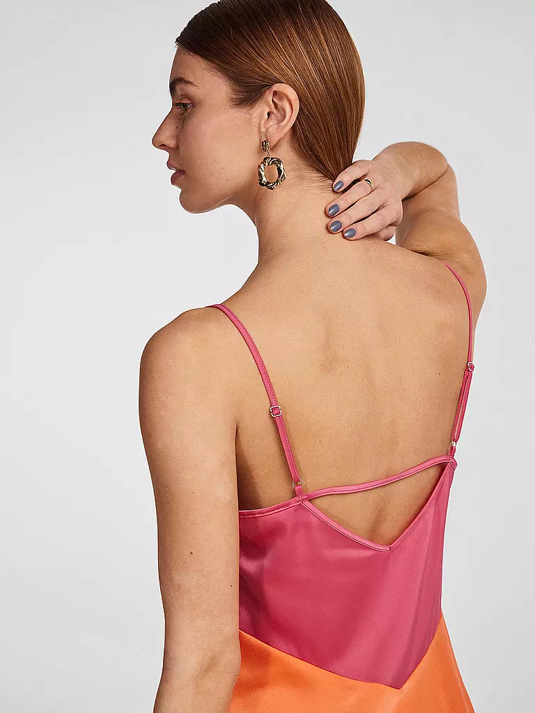 YAS | Midikleid YASDOTTEABLOCK | rosa